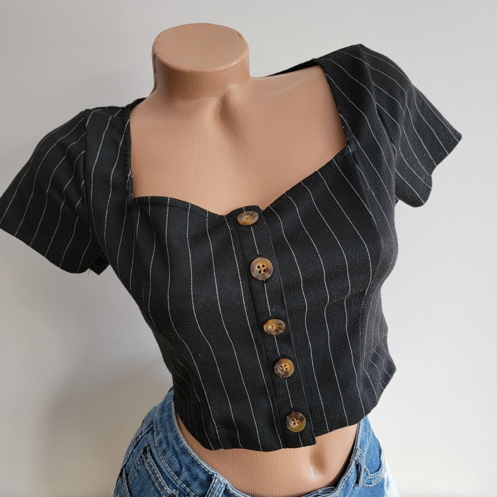 Hollister Black Pinstripe Faux Button-Front Crop Top Office Siren Small